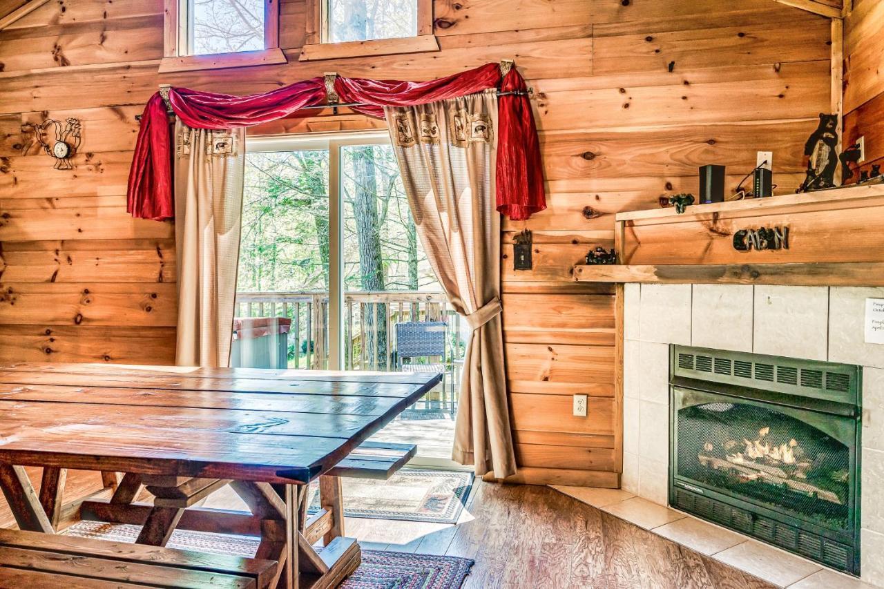 Mama Bear'S Moonshine Ridge Villa แกตลิงเบิร์ก ภายนอก รูปภาพ