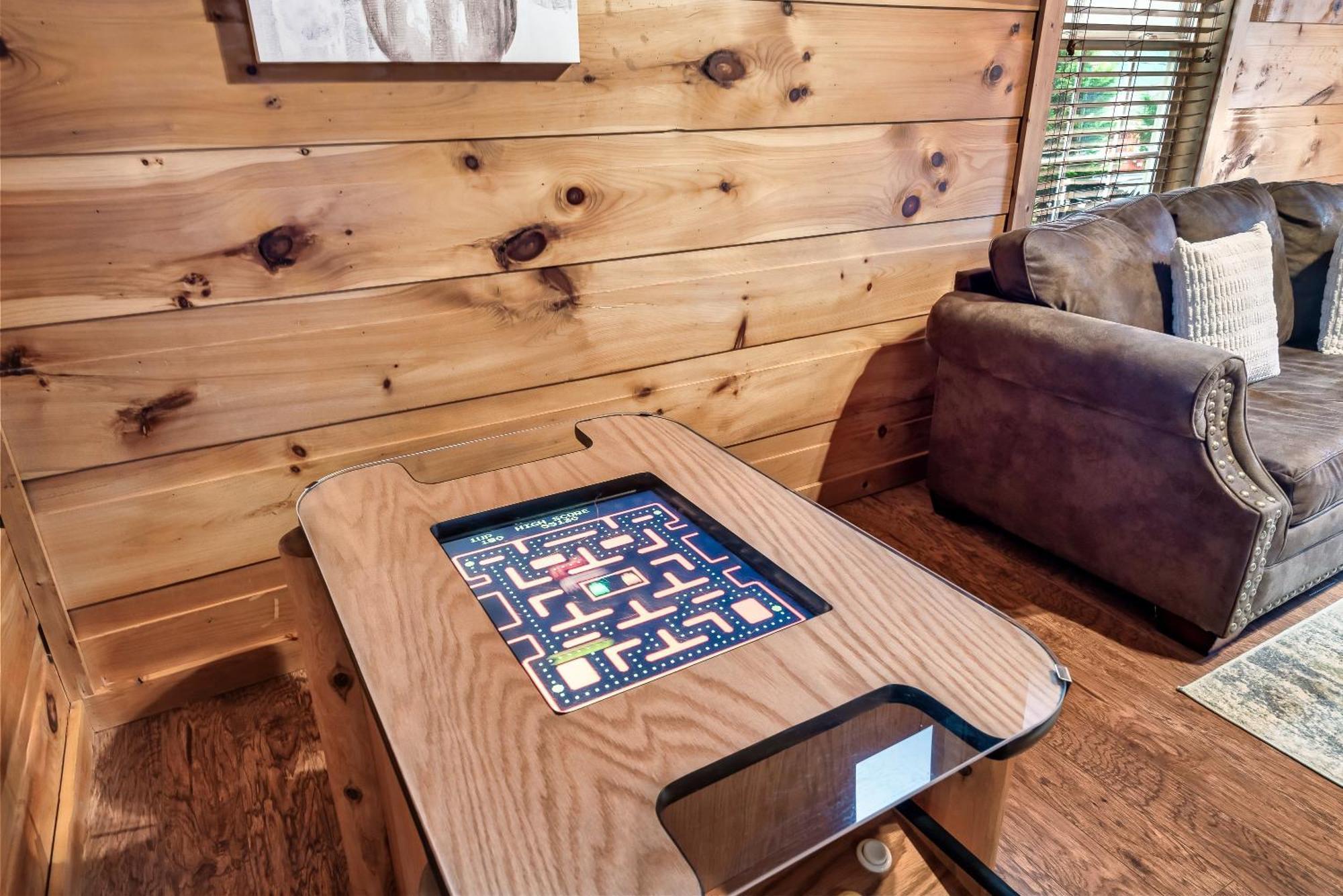 Mama Bear'S Moonshine Ridge Villa แกตลิงเบิร์ก ภายนอก รูปภาพ